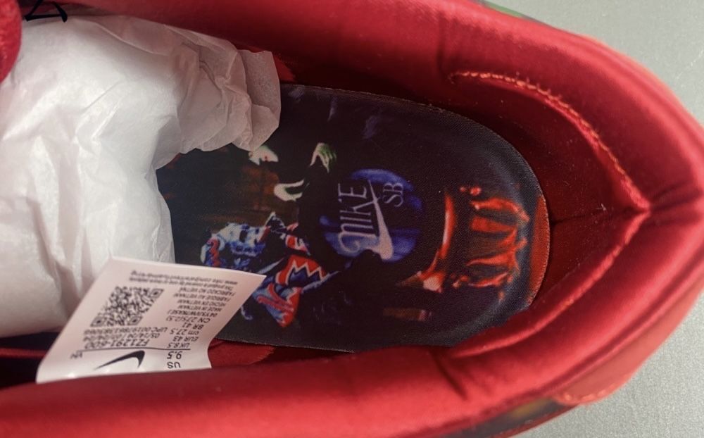 Nike SB Dunk Low The Wizard of Oz Poppy Field