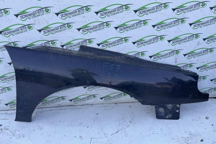 Aripa fata dreapta Renault Laguna prima generatie (facelift)