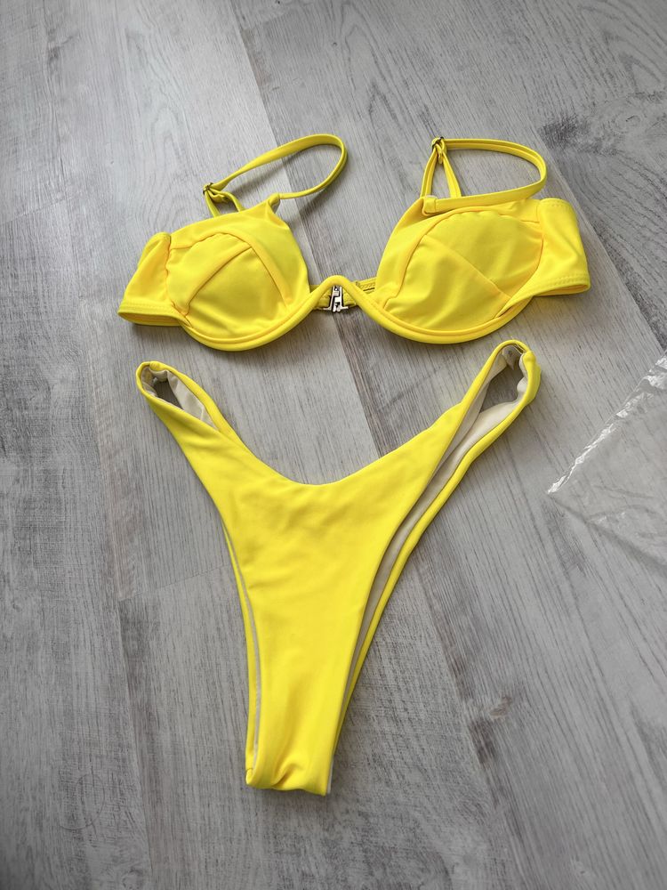 Costum de baie din 2 piese , galben , marime S/36