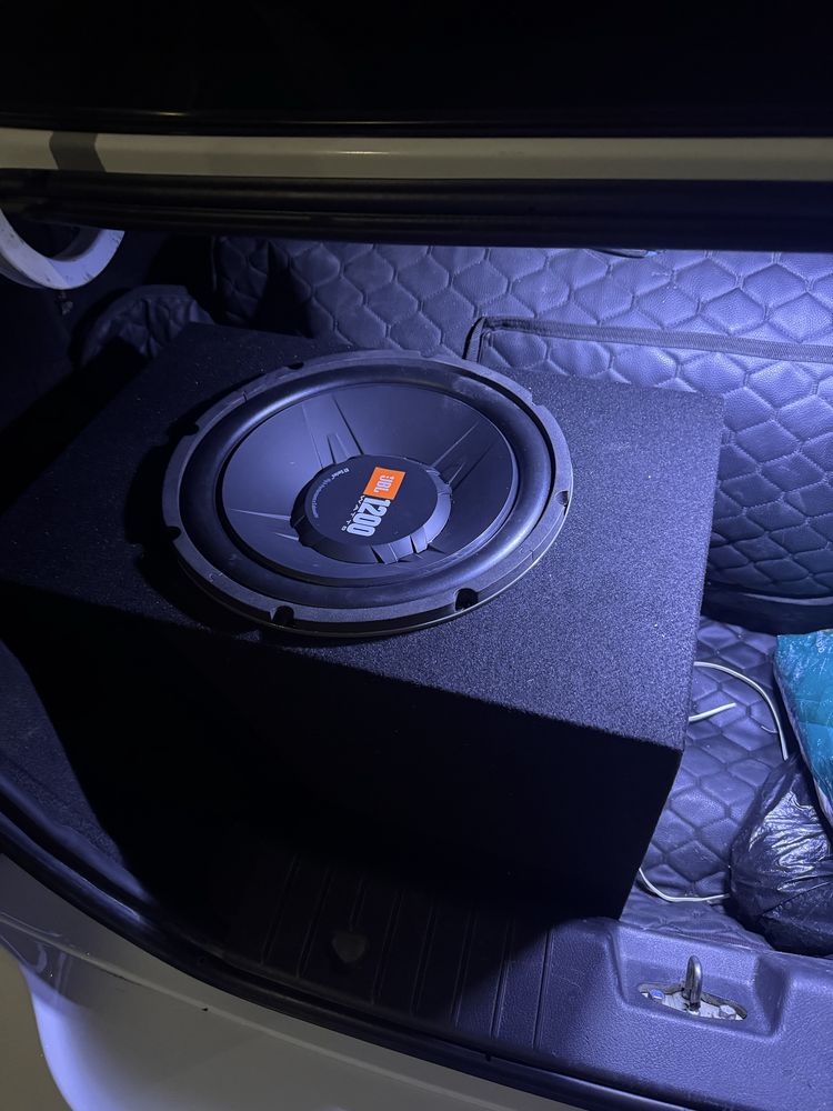 Jbl sab 1200w yengi yashigi bilan