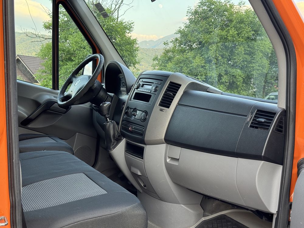 Vw Crafter/2010/2.5/136cp/3.5bena/7locuri:6+1trepte