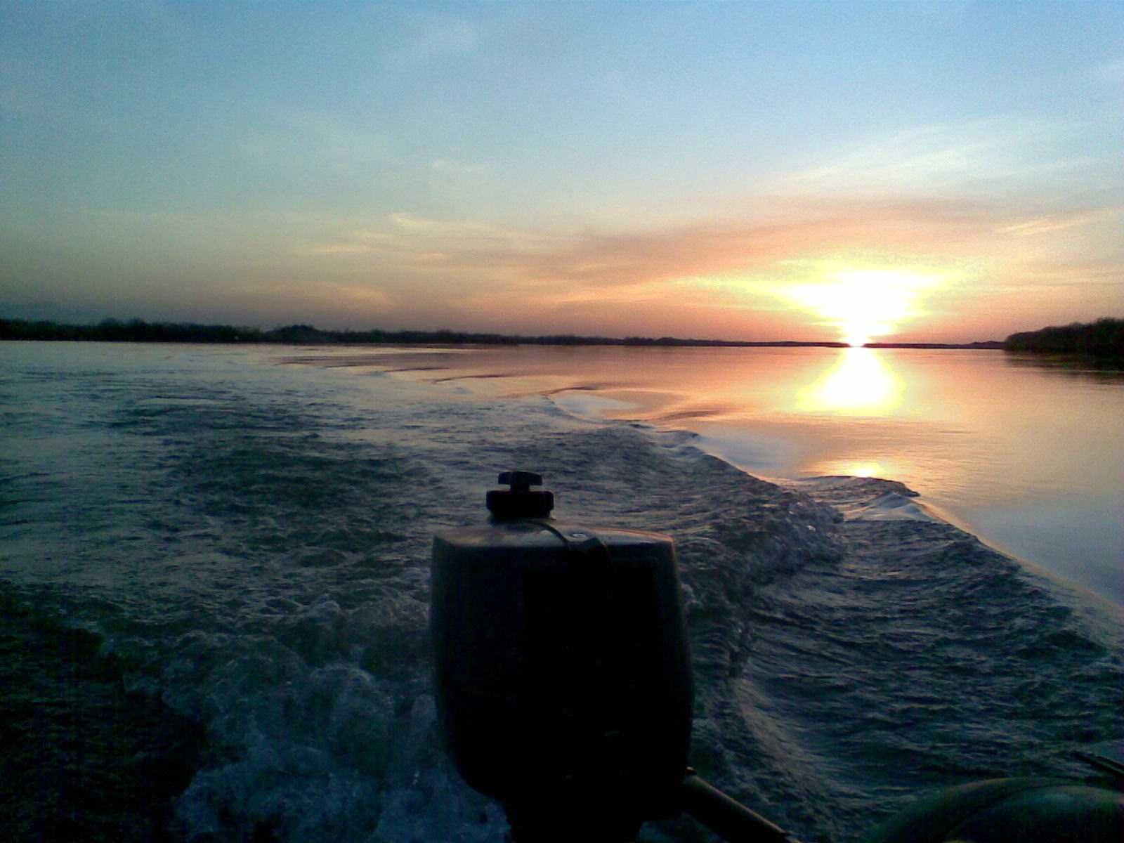 Лодочный мотор 2 л\с.