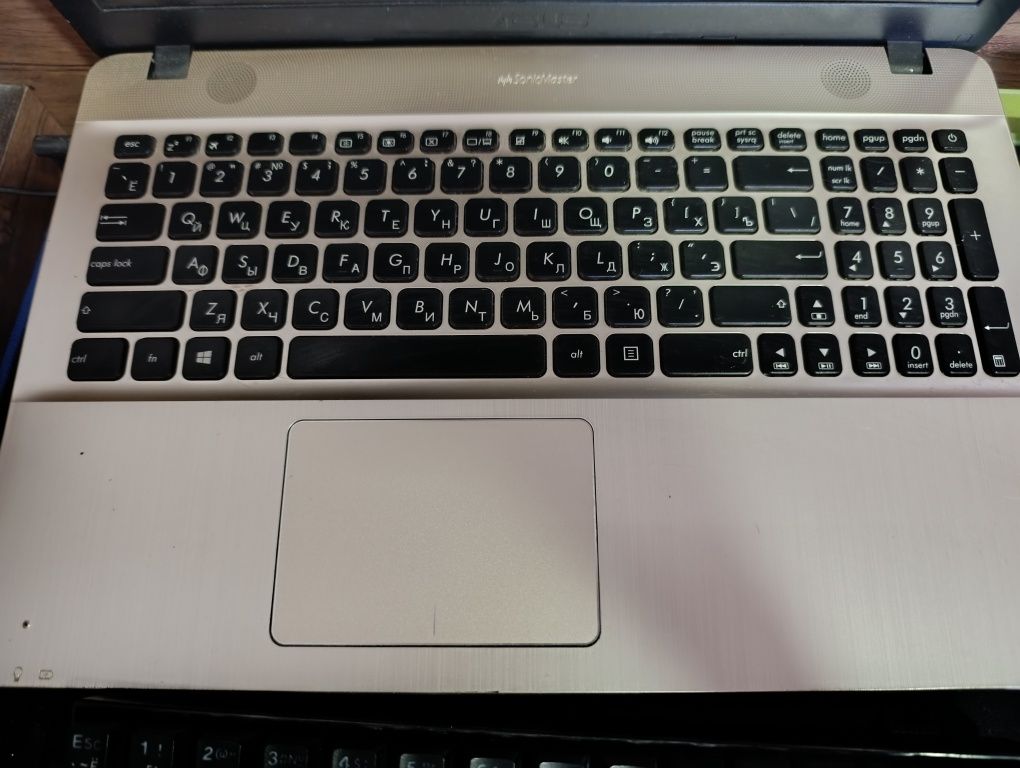 ноутбук asus x540u б.у
