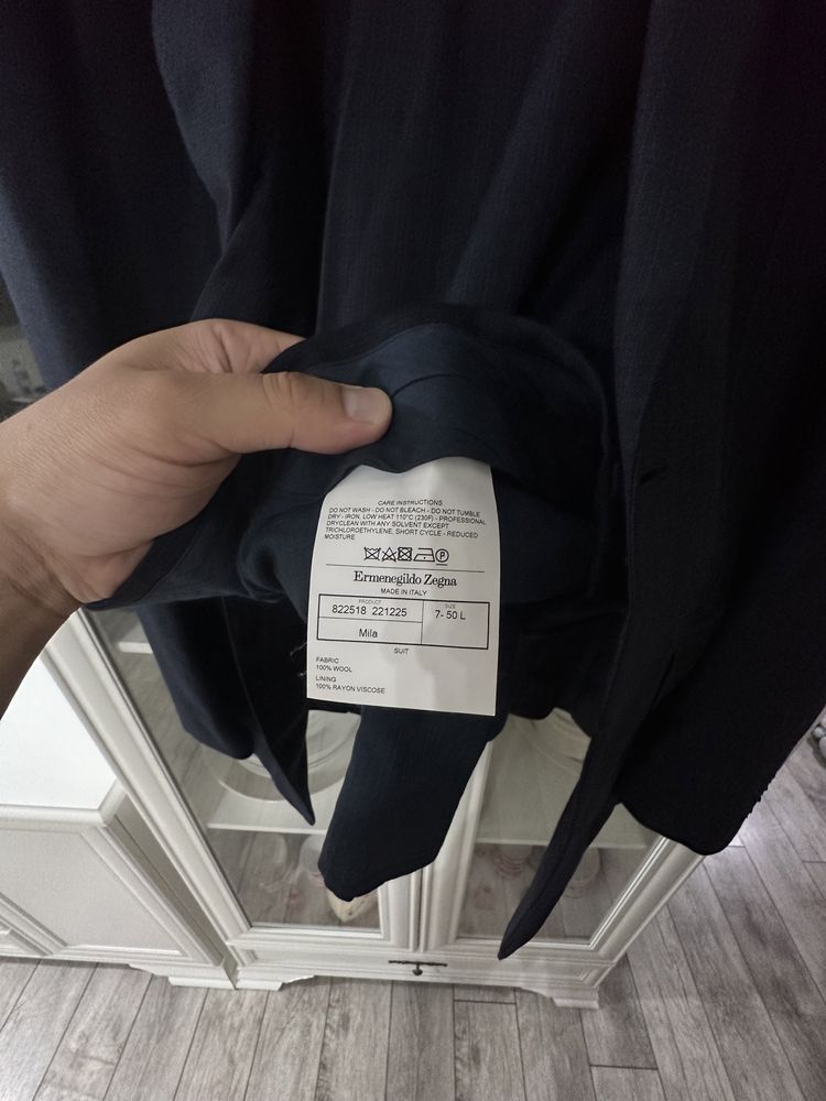 Продам костюм Ermenegildo Zegna