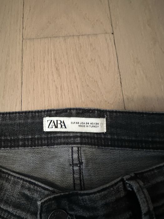 Blugi zara de vanzare!