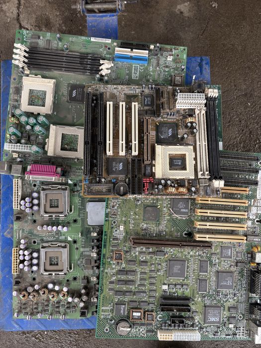 Placi electronice pentru reciclare