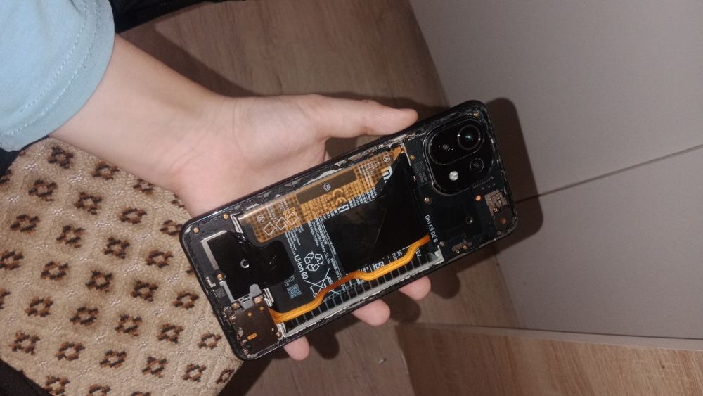 Обменяю mi 11 lite 5g NE