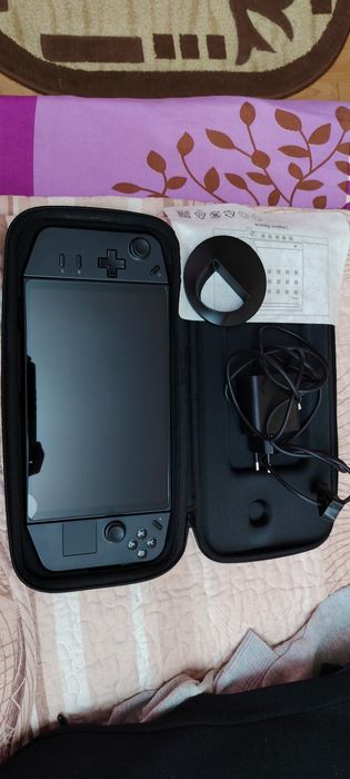 Consola portabila Legion GO(ca noua)

Stocare-512 GB
Placa video AMD R