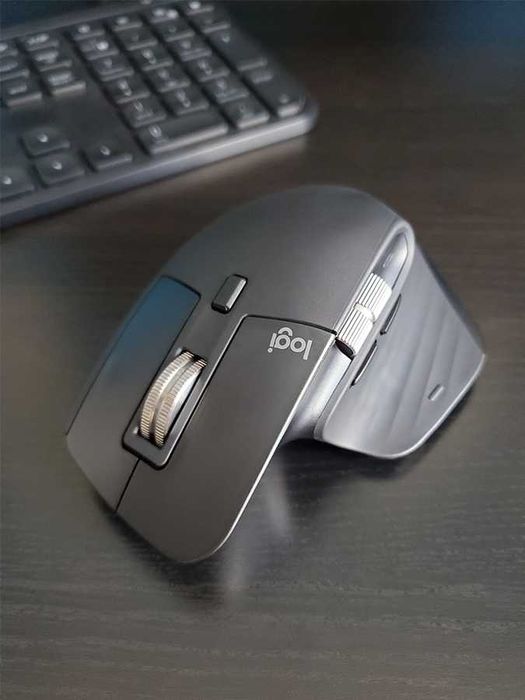 Клавиатура Logitech MX Keys (чёрная) + мышь MX Master 3S (чёрная)