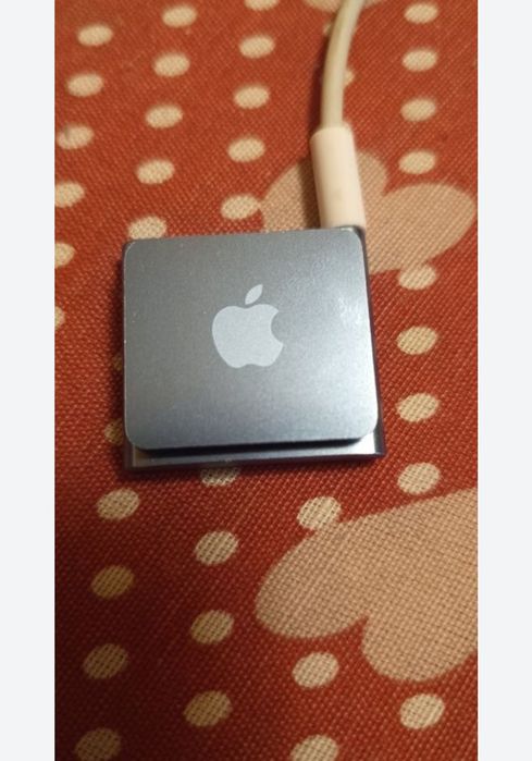 Vând Apple iPod shuffle