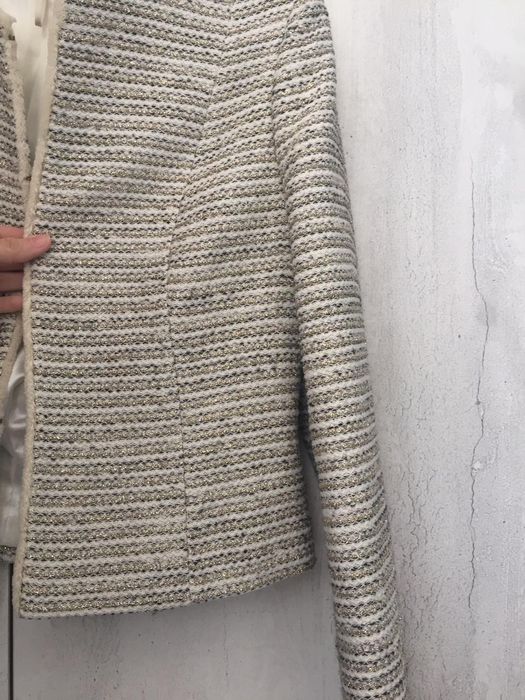 Продаётся твидовый костюм