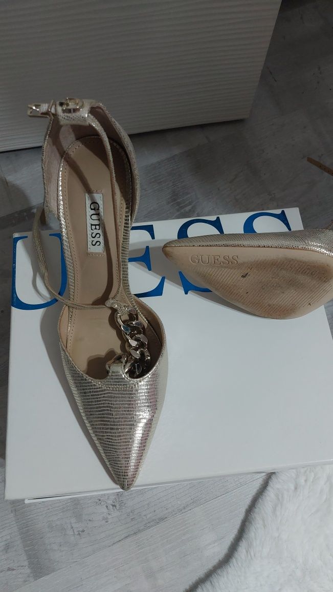 Pantofi dama Guess