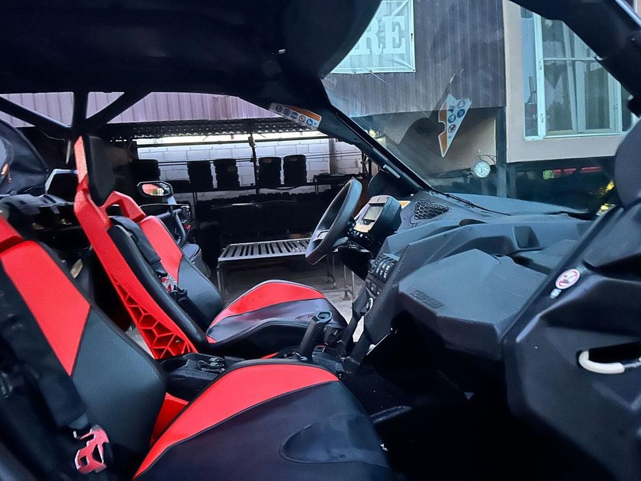 CAN-AM Maverick XRS Smart Shocks 2021