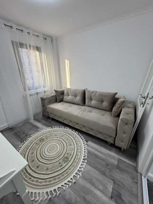 Apartament 2 camere modernizat 3 camere utilat mobilat la cheie !