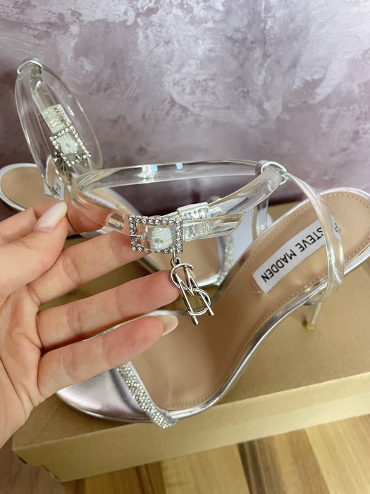 Sandale cu toc Steve Madden