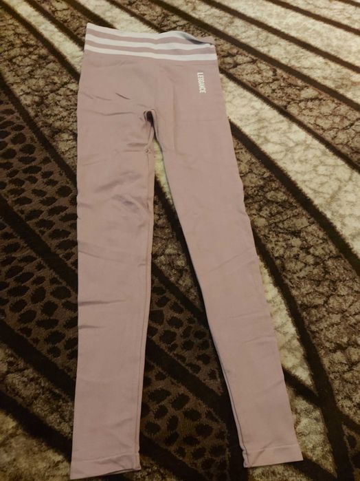 Vand doua perechi de colanti de dama LEGGANCE