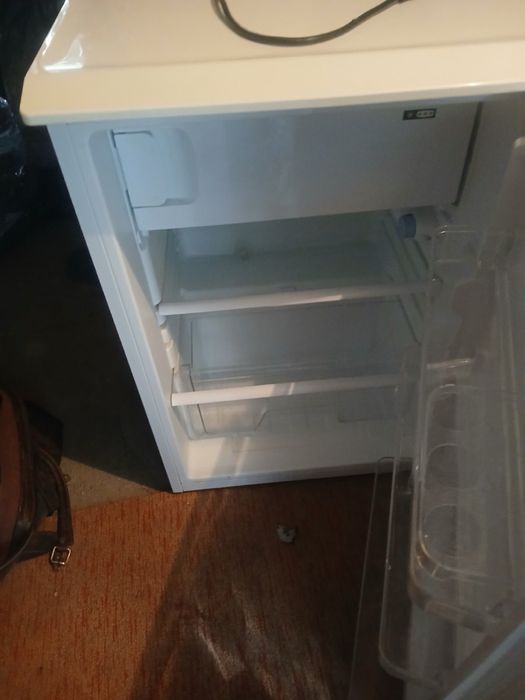 Хладилник Arielli