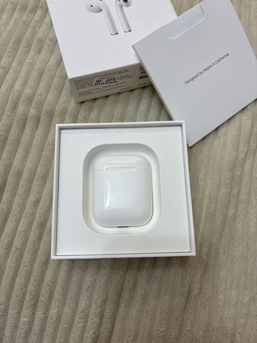 Airpods 2 поколения оригинальный