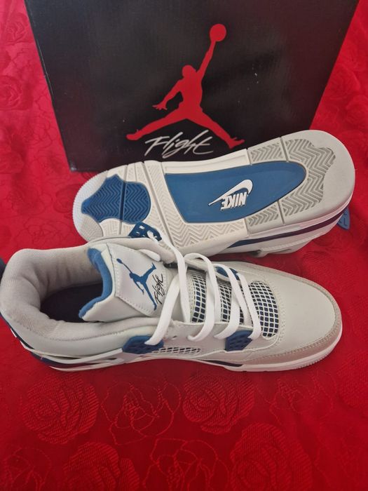 Adidași Jordan Retro patru
