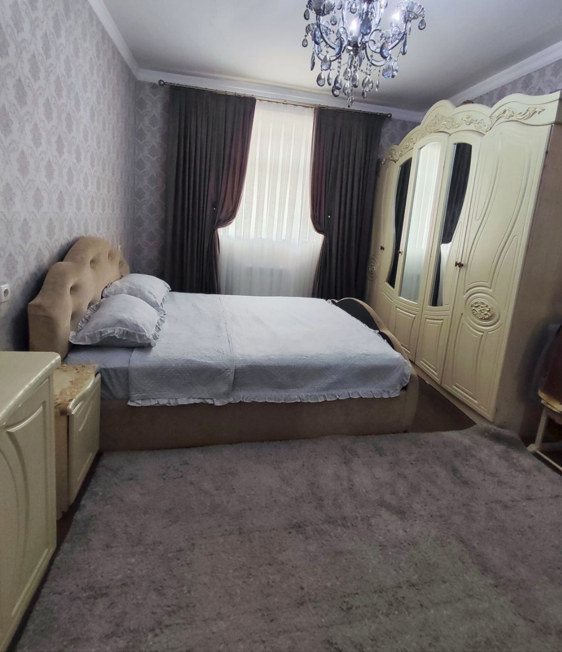 Уй сотилади 3 хона кладовкали 78 кв, сергели 9-участка