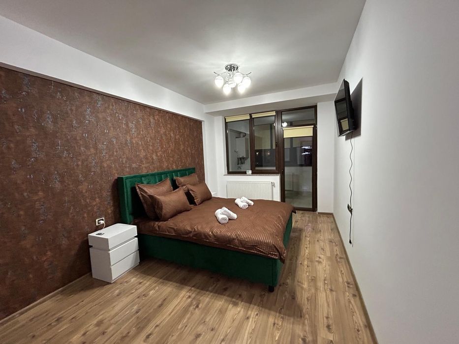 Inchiriere apartament 3 camere,zona Coresi