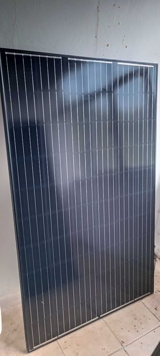 Panou Solar Fotovoltaic HYUNDAI 300W, Rama neagra