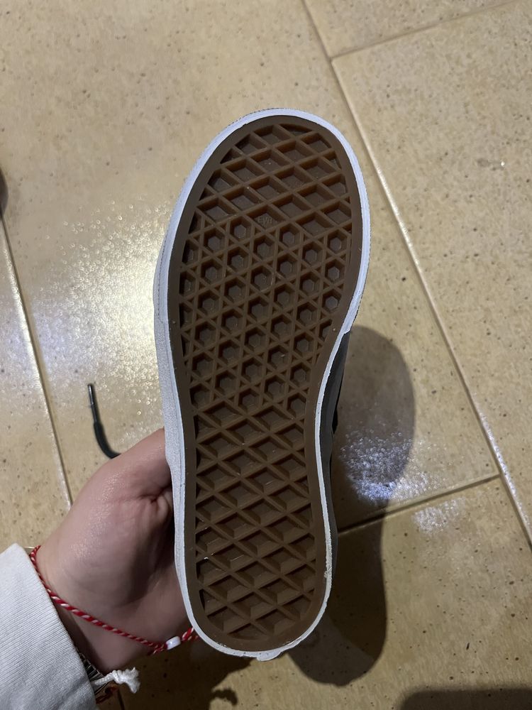 Обувки Vans