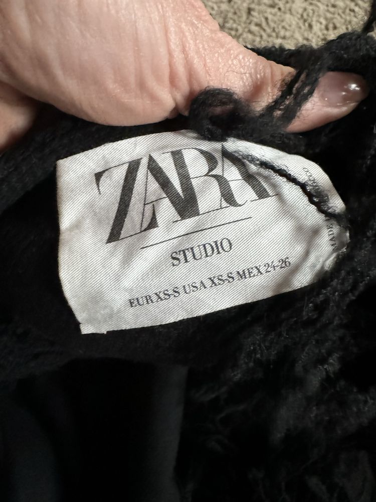 Capa Zara Studio editie limitata  lana