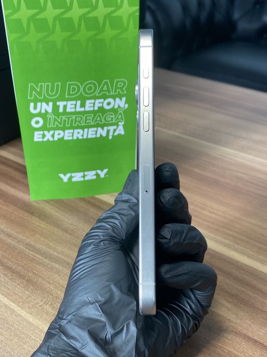 iPhone 15 Pro Max / 256 GB / Sănătate baterie 100% / Ca nou