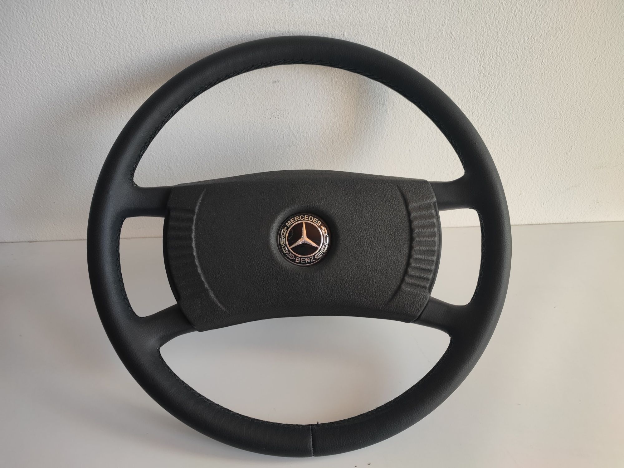 Волан Мерцедес ретор w123 SL w115 w116 mercedes r107 претапициран