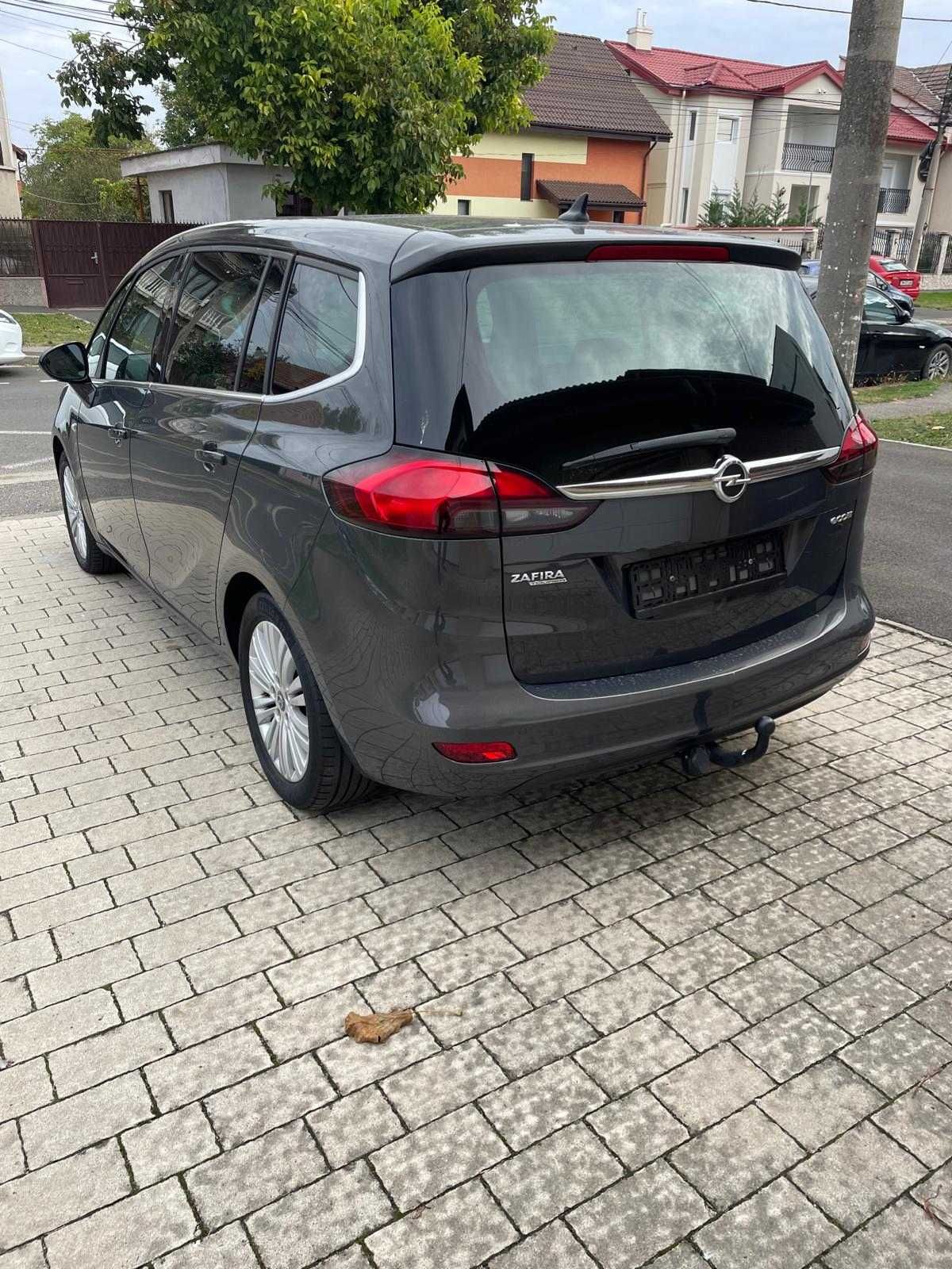 Opel Zafira 7 Locuri Panoramic Euro 6