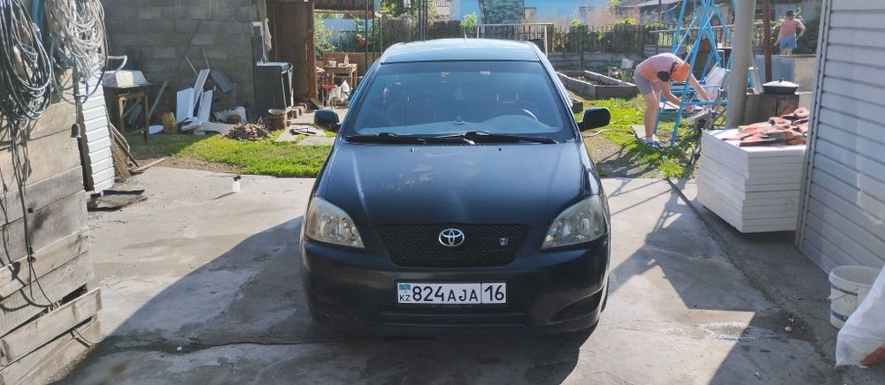 Продам машину Тойота Королла 2002г