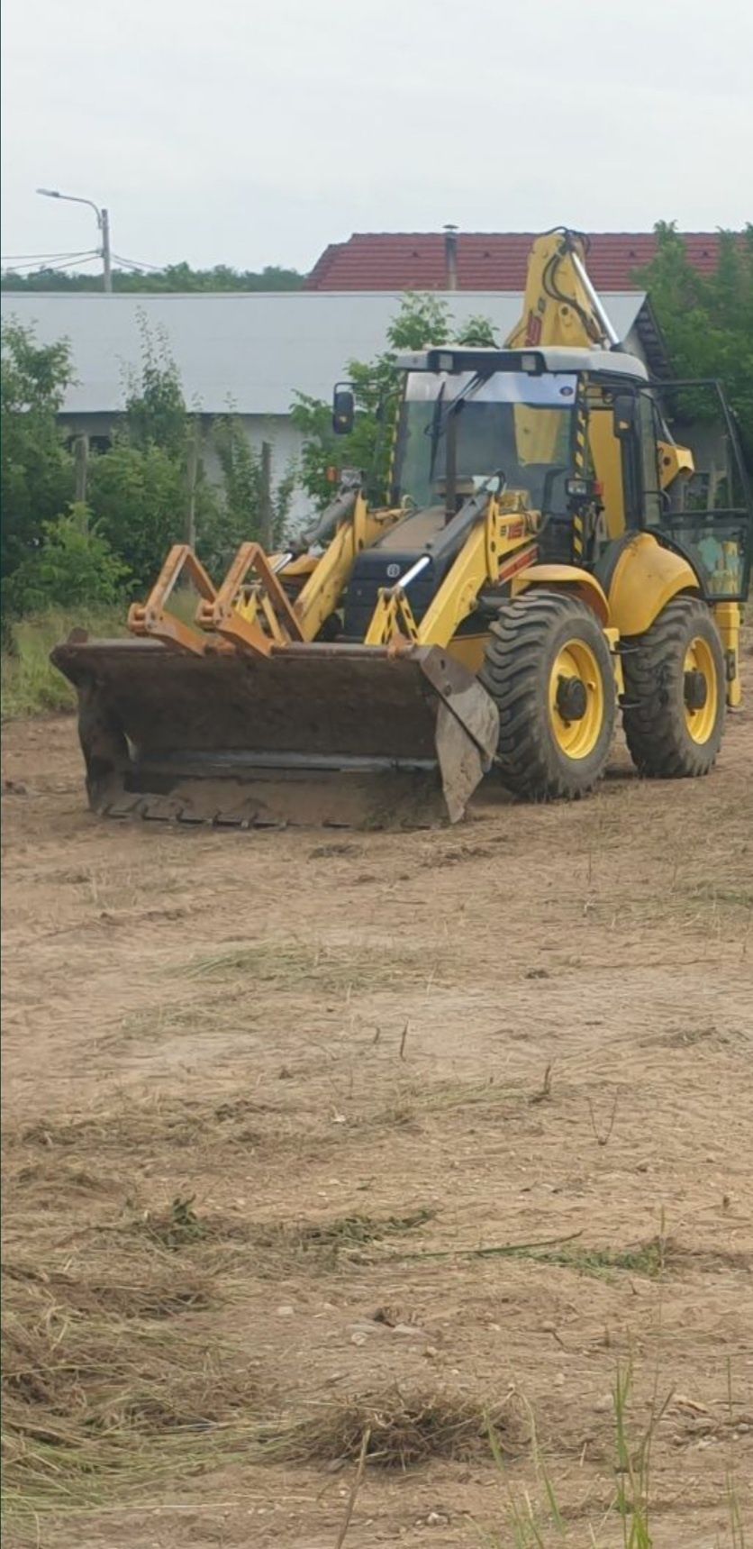 Inchiriez buldoexcavator