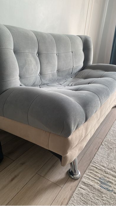 Отдам диван сломаный