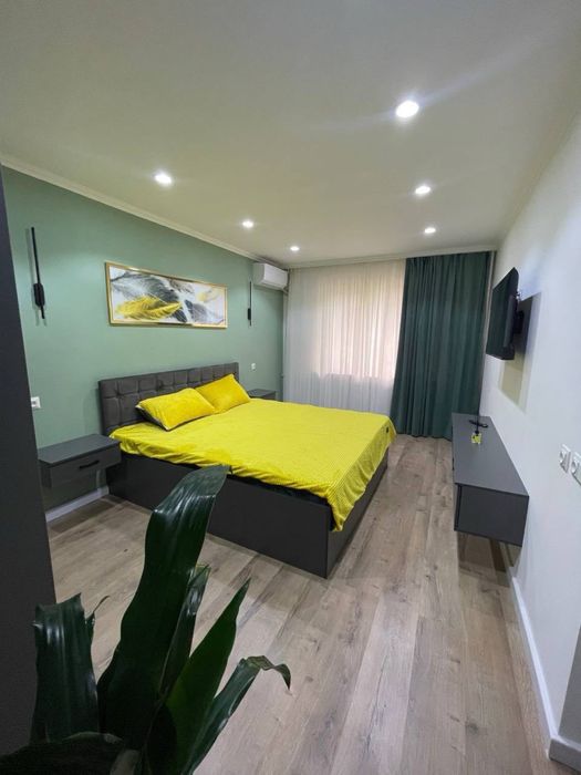 Сдам 1-комнатную, центр (район ЦУМ)