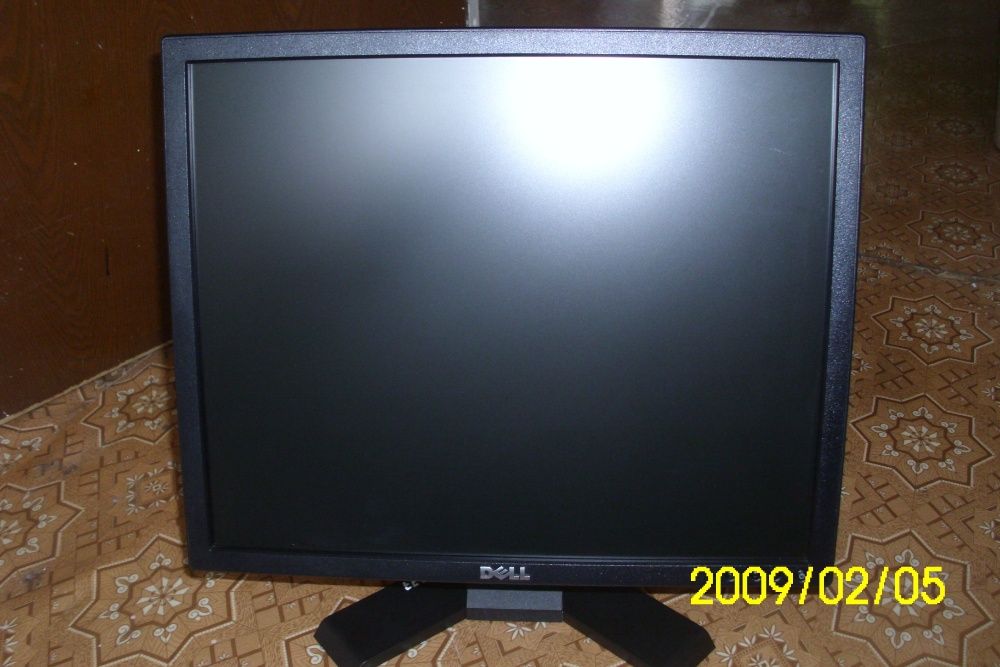 монитор 8000 тенге DELL