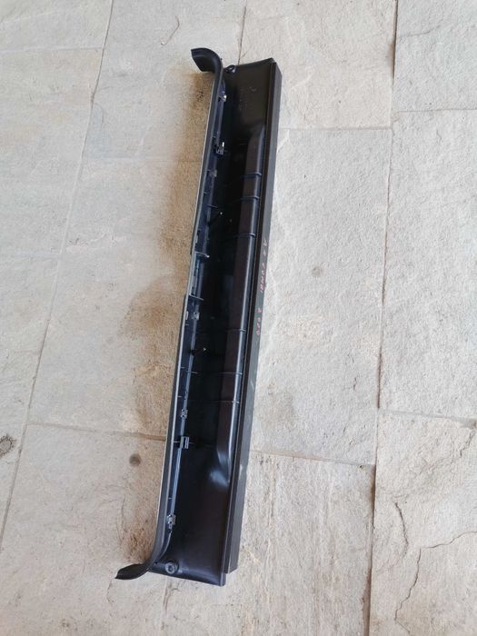 Планка  кора в багажникка за Ауди А 4/Audi A4 B5 1997--2000г КОМБИ.