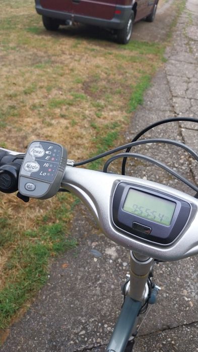 Vand bicicleta Giant revive electrica