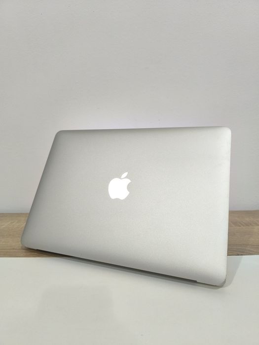 Macbook Air 13" i5