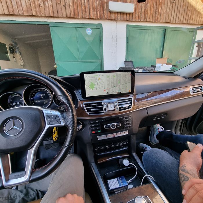 Navigatie android Mercedes E Class W212 Carplay Waze YouTube