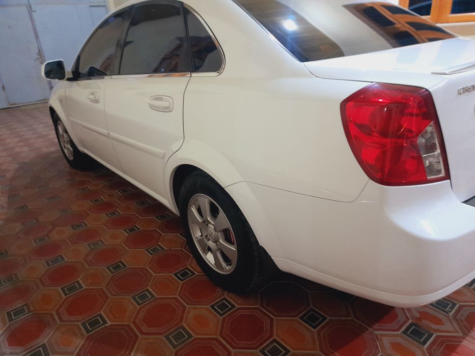 Chevrolet jentra 2 pozitsiya