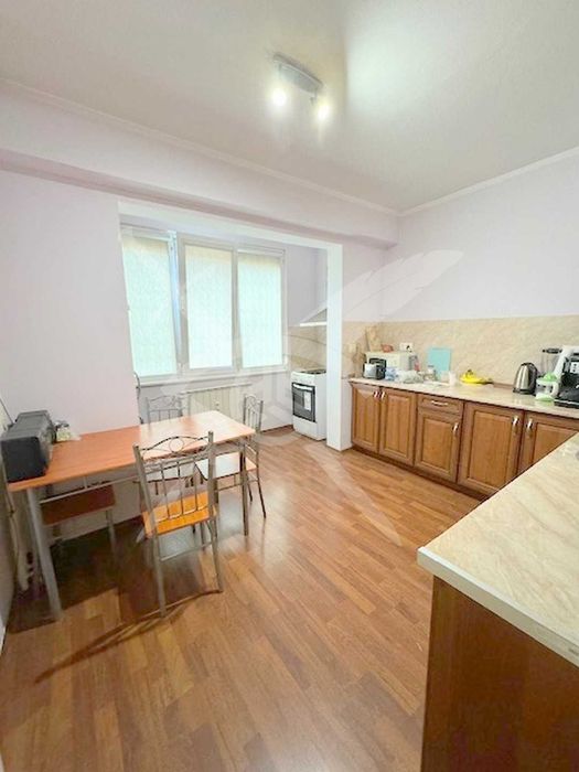 Продава се Тристаен апартамент в София, Младост 1 - 110 кв.м за 2455 €/кв.м - Снимка #1