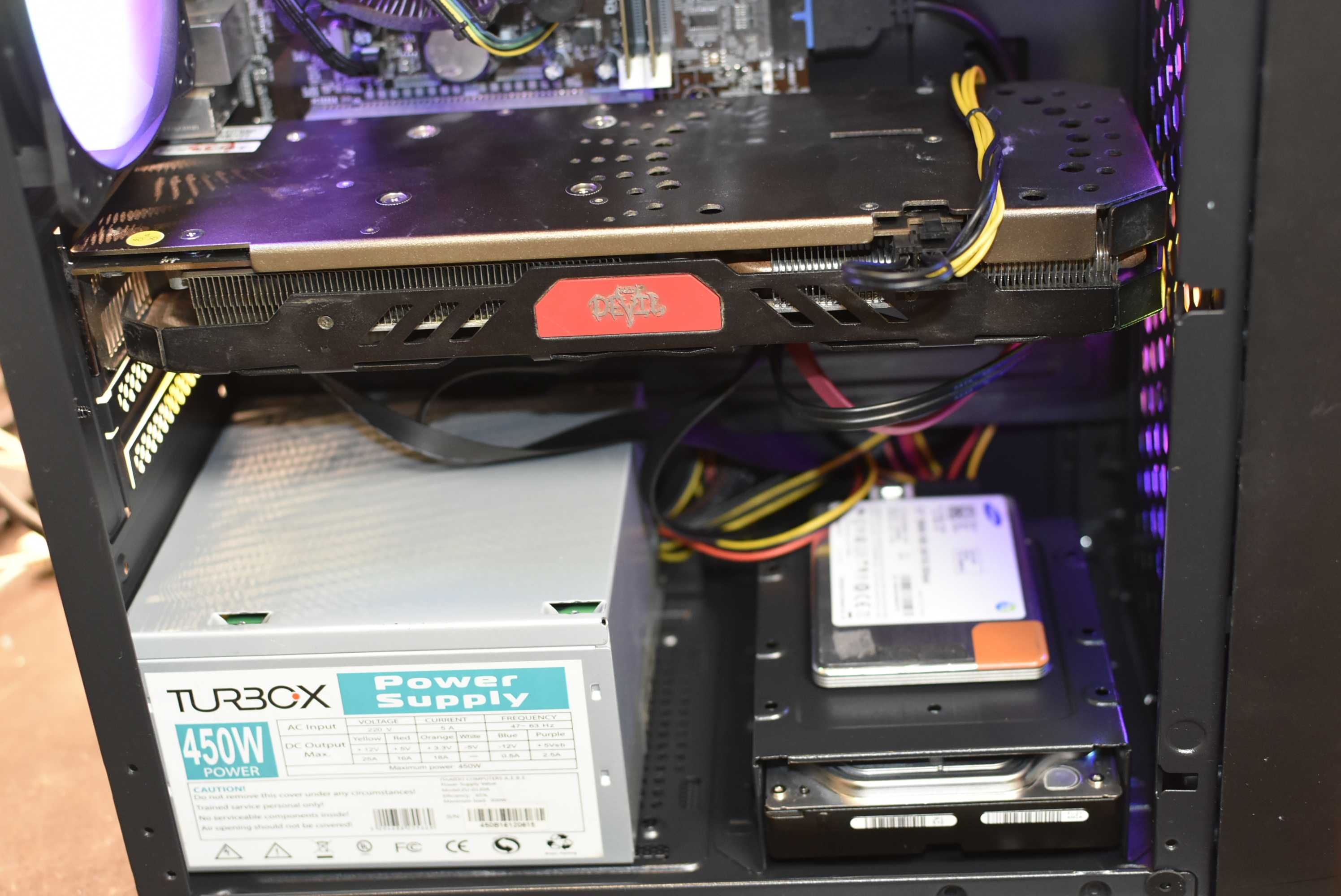 Геймърски компютър RX 480 8GB I3 4130 8 GB DDR3 256 GB SSD RGB