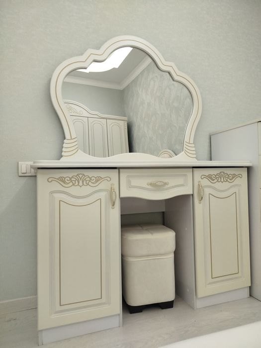 Спальная мебель комплект