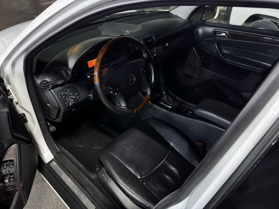 Mercedes w203 c240