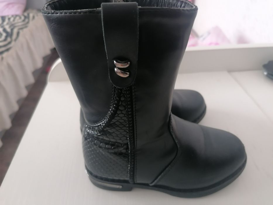 Детски ботуши за момиче