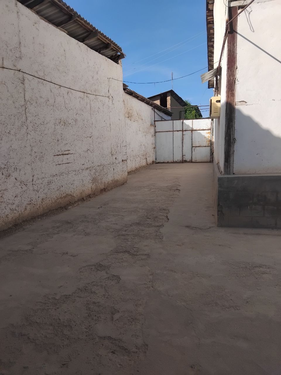 11sotix uy sotiladi