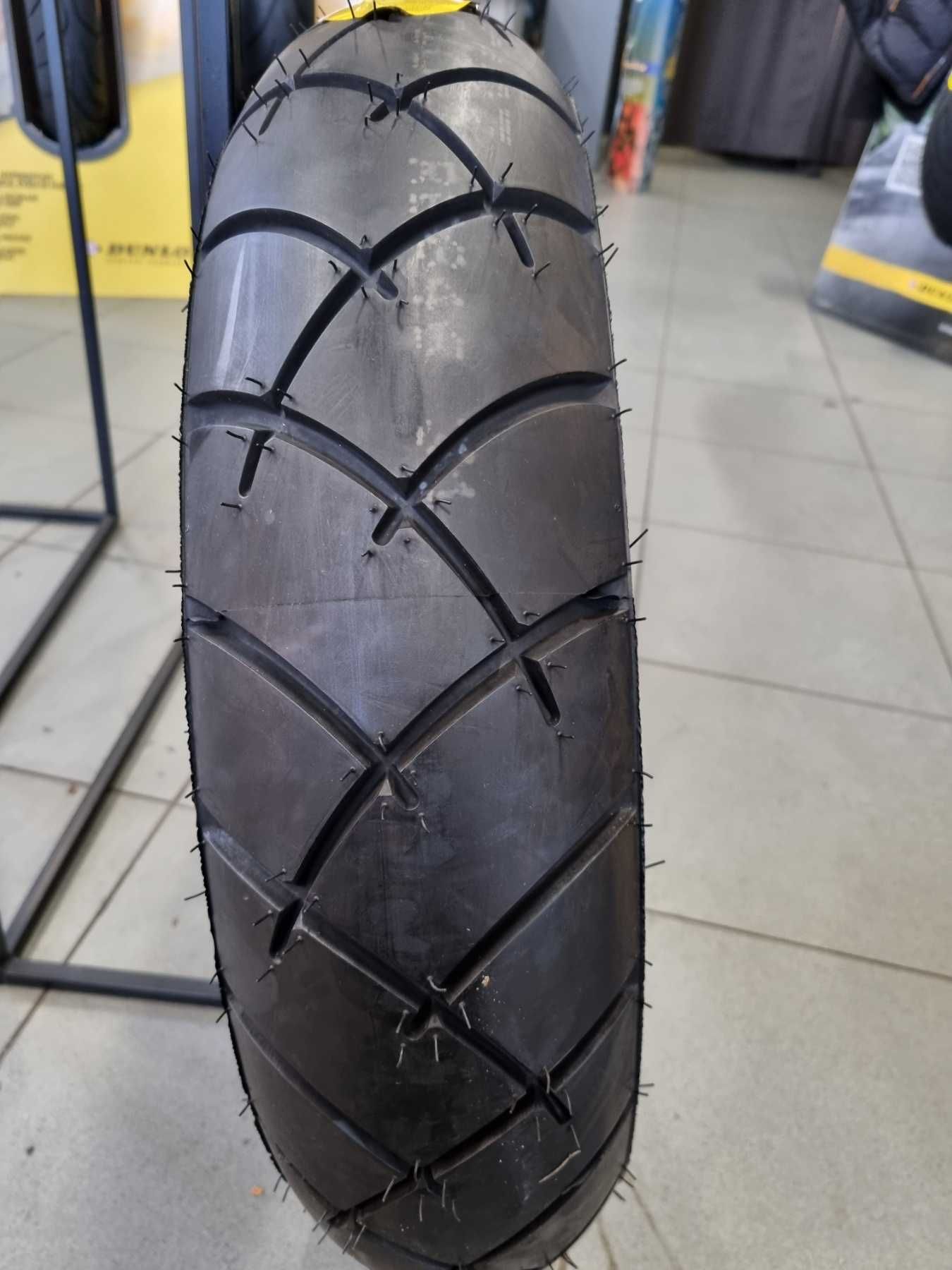 140/80R17 DUNLOP TrailSmart 1 бр. нова гума за мотоциклет