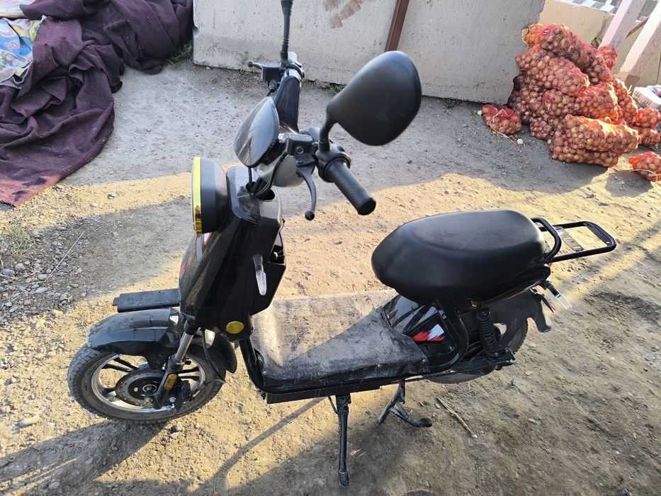 Elektron skutr holati yaxshi