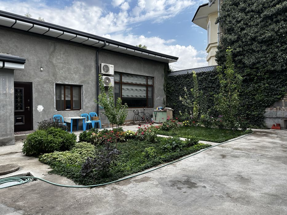 Продается свой угловой дом, Мирабадский район, 3 сотки.